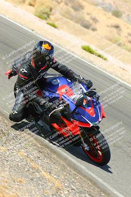 media/Oct-16-2022-TrackXperience (Sun) [[236a00b5b6]]/Group 3/session 4 turn 2/